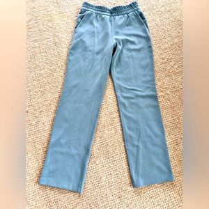 Lululemon High Rise Softstreme Pants size 6.